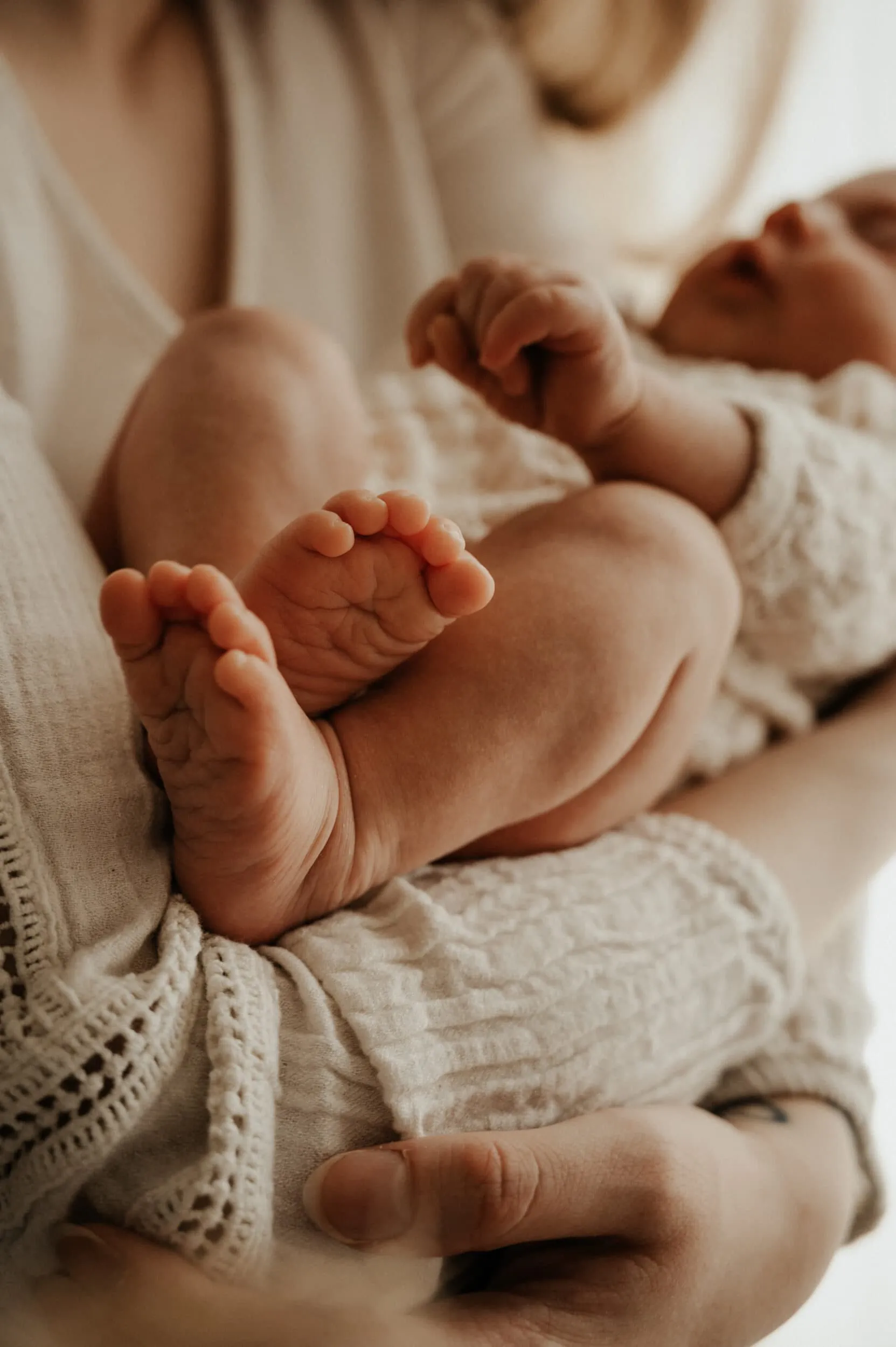 Babyfotos Hannover, Babyfotos Hamburg, Neugeborenenshooting Hamburg, Babygalerie Bremen, Babygalerie Hannover, Babygalerie Hildesheim, Neugeborenenshooting Hannover, Neugeborenen Fotograf, Babyfotos, Babyfotos Bremen, Babyfotos Wolfsburg, Babyfotos Hildesheim, Babyfotos Lüneburg, Babyfotos Braunschweig, Babyfotos Hildesheim, Neugeborenenshooting wann, Babygalerie Wolfsburg, Babygalerie Lüneburg, Babygalerie Braunschweig, newborn fotografie, newborn fotograf